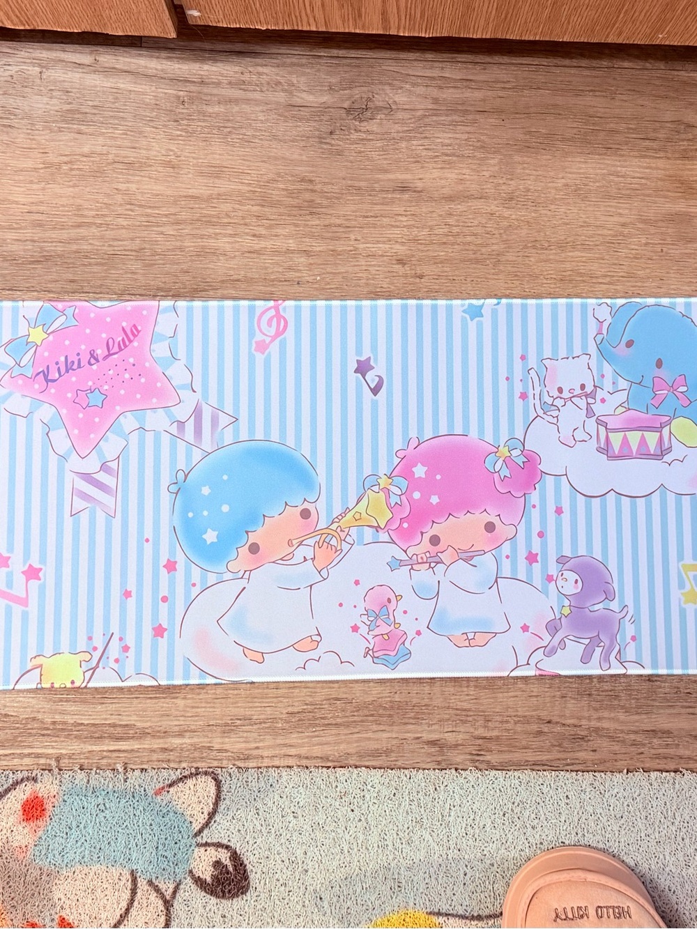 Little Twin Stars desk mat